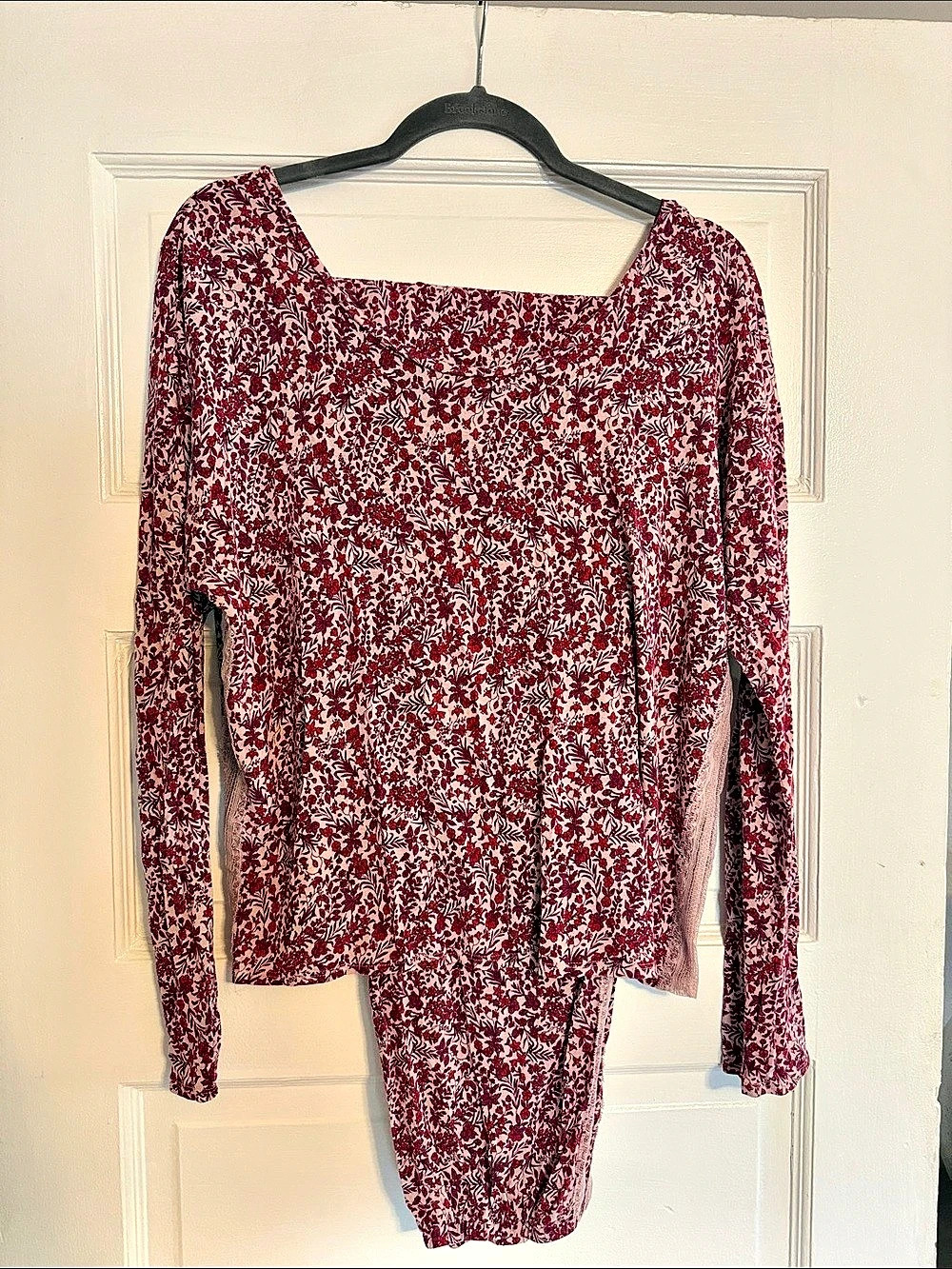 Victoria's Secret Floral Long Sleeve Top & Pants Set in Red & White